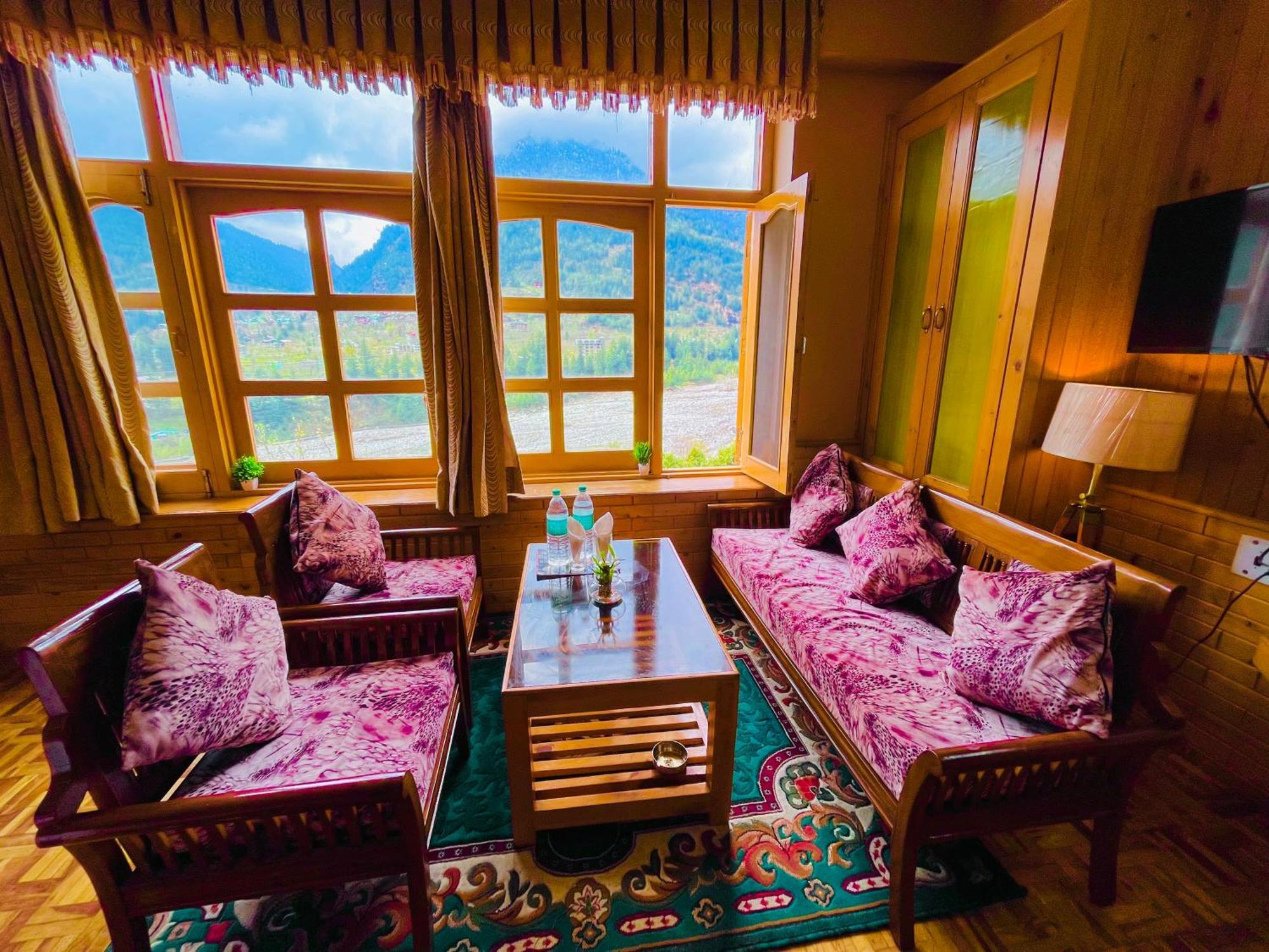 Hotel Hollywood Manali - Scenic River & Mountain View With Premium Rooms Extérieur photo