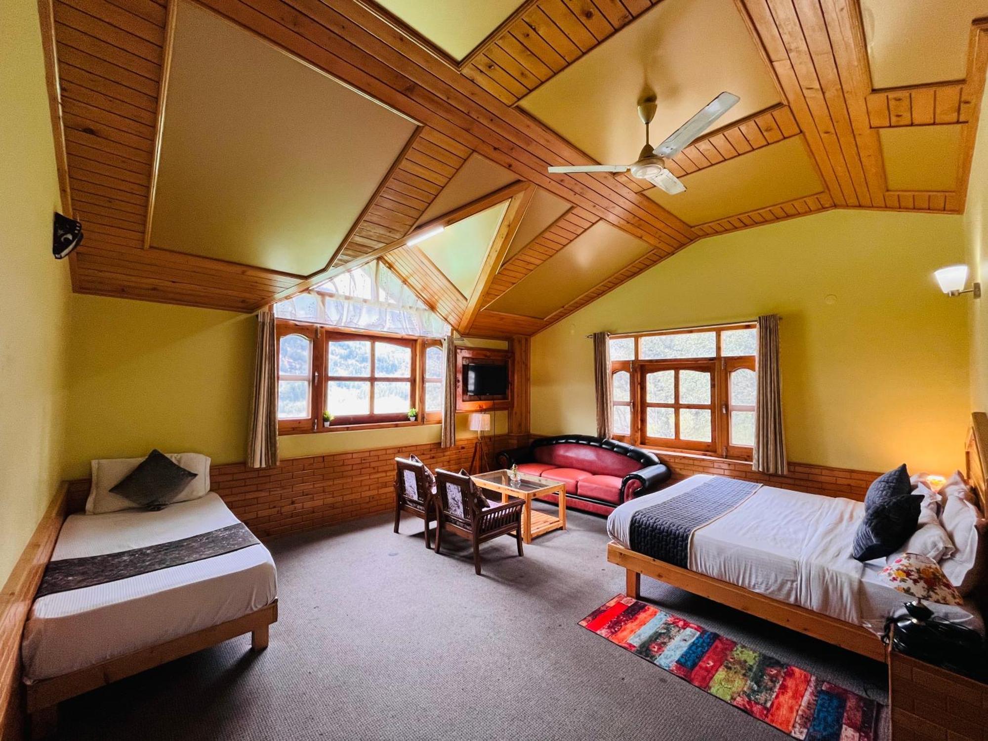 Hotel Hollywood Manali - Scenic River & Mountain View With Premium Rooms Extérieur photo