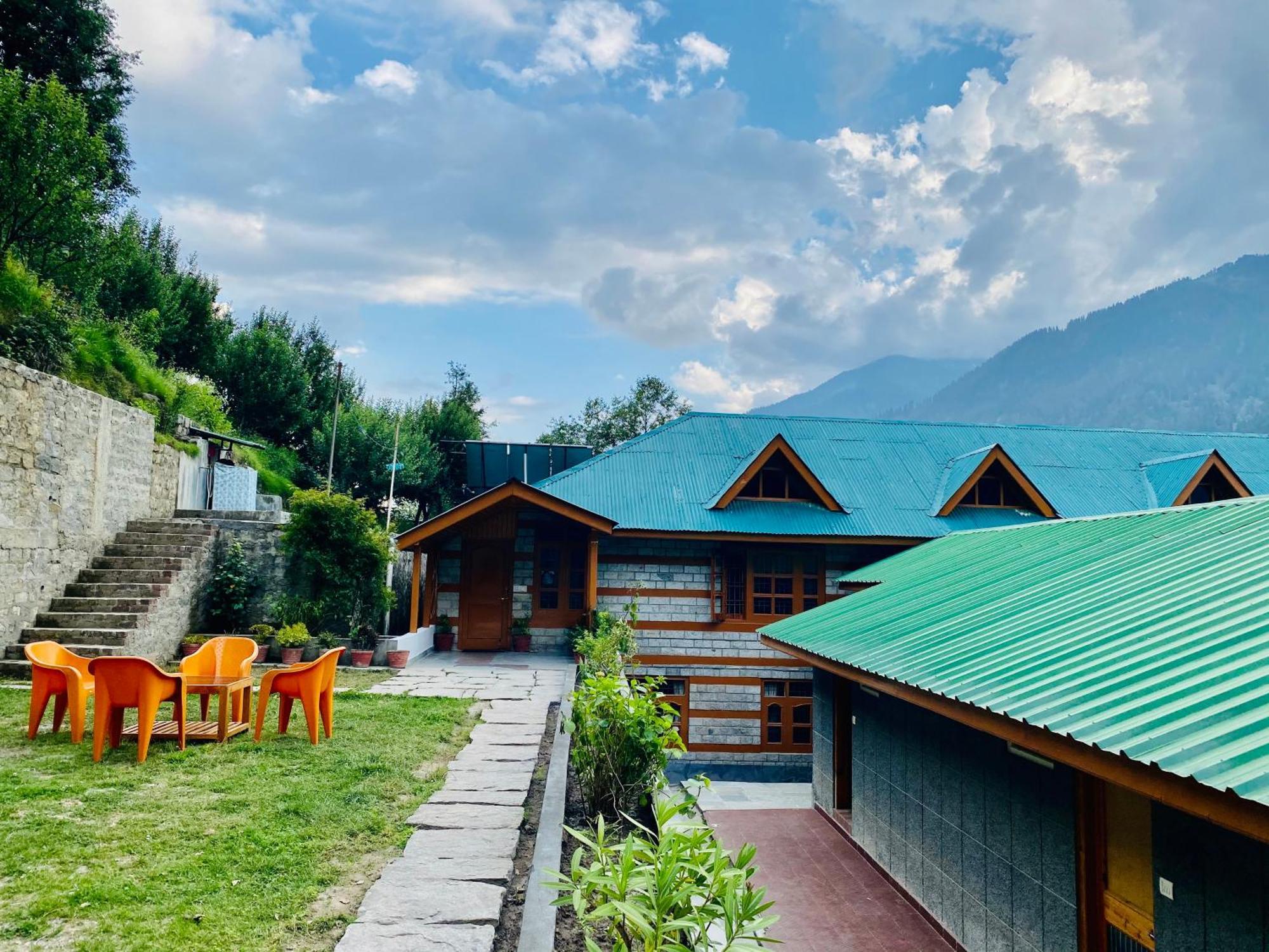 Hotel Hollywood Manali - Scenic River & Mountain View With Premium Rooms Extérieur photo